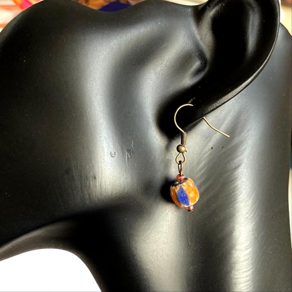 Vtg Murano Glass Bead Earrings Orange Blue White Hand Made Round Gold Tone Italy - Picture 3 of 9